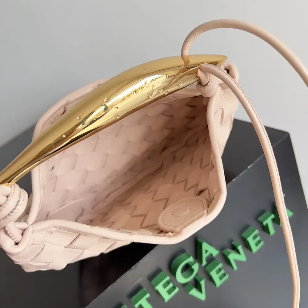 Bottega Veneta Baby Sardine for Women in Pink Bottega Veneta Baby Sardine for Women in Pink