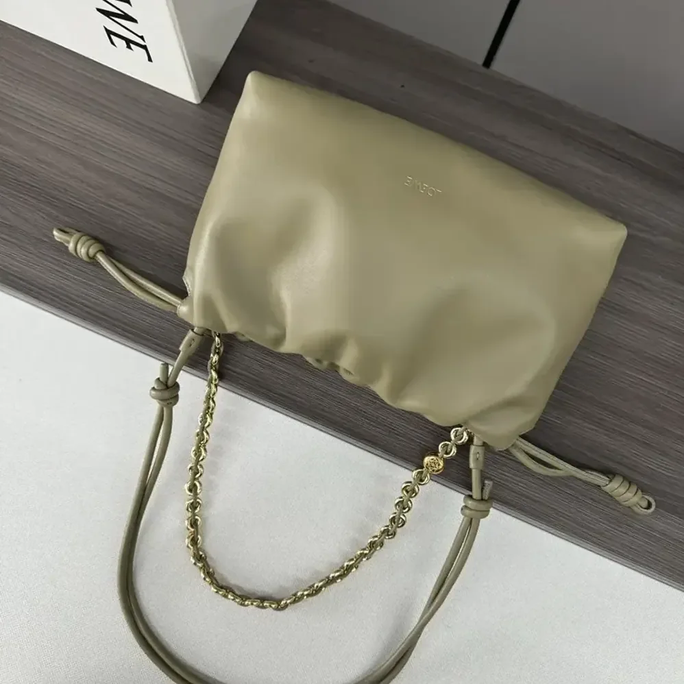 Loewe Medium Flamenco Purse in Mellow Nappa Lambskin for Unisex in Eucalyptus Green Loewe Medium Flamenco Purse in Mellow Nappa Lambskin for Unisex in Eucalyptus Green