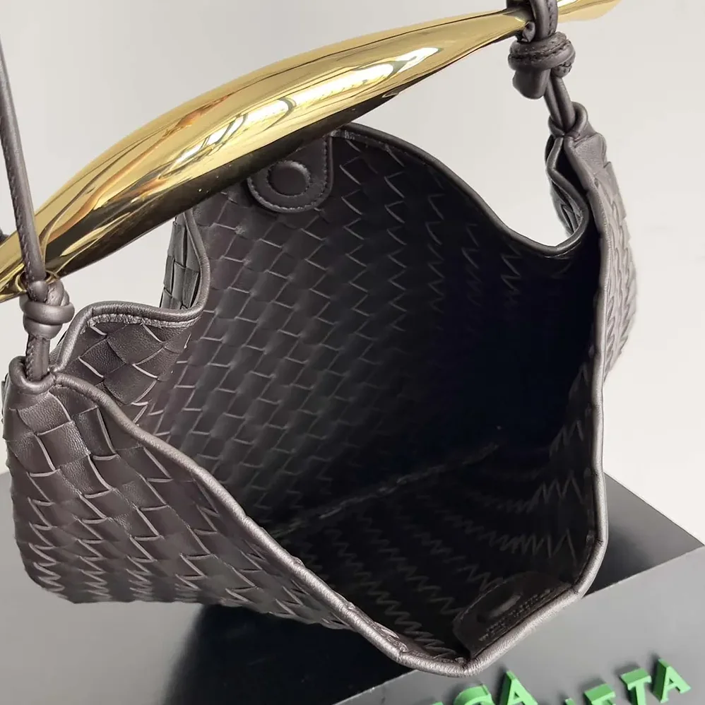 Bottega Veneta Large Sardine Shoulder Bag in Lambskin Leather for Women Bottega Veneta Large Sardine Shoulder Bag in Lambskin Leather for Women