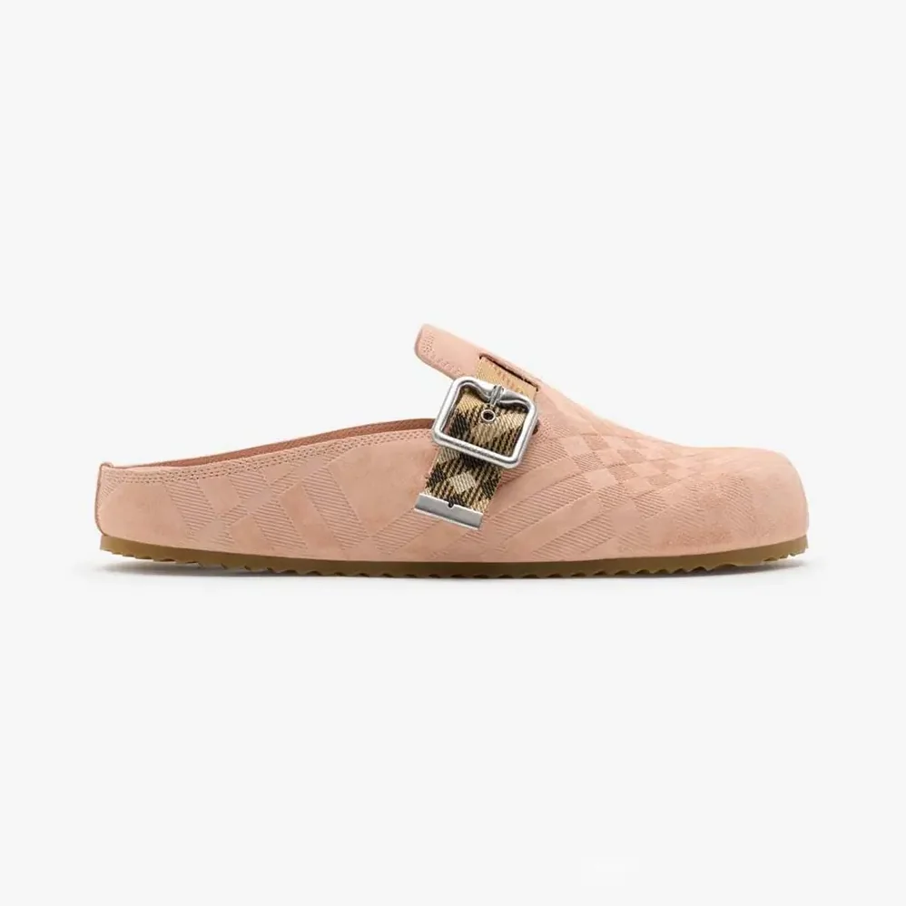 Burberry Check Denim Urchin Clogs for Unisex in Flora Pink Burberry Check Denim Urchin Clogs for Unisex in Flora Pink