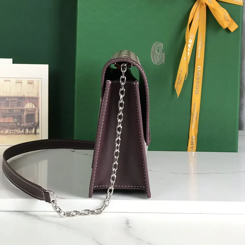 Goyard Duchesse Marie Caroline Bag for Unisex in Maroon Goyard Duchesse Marie Caroline Bag for Unisex in Maroon