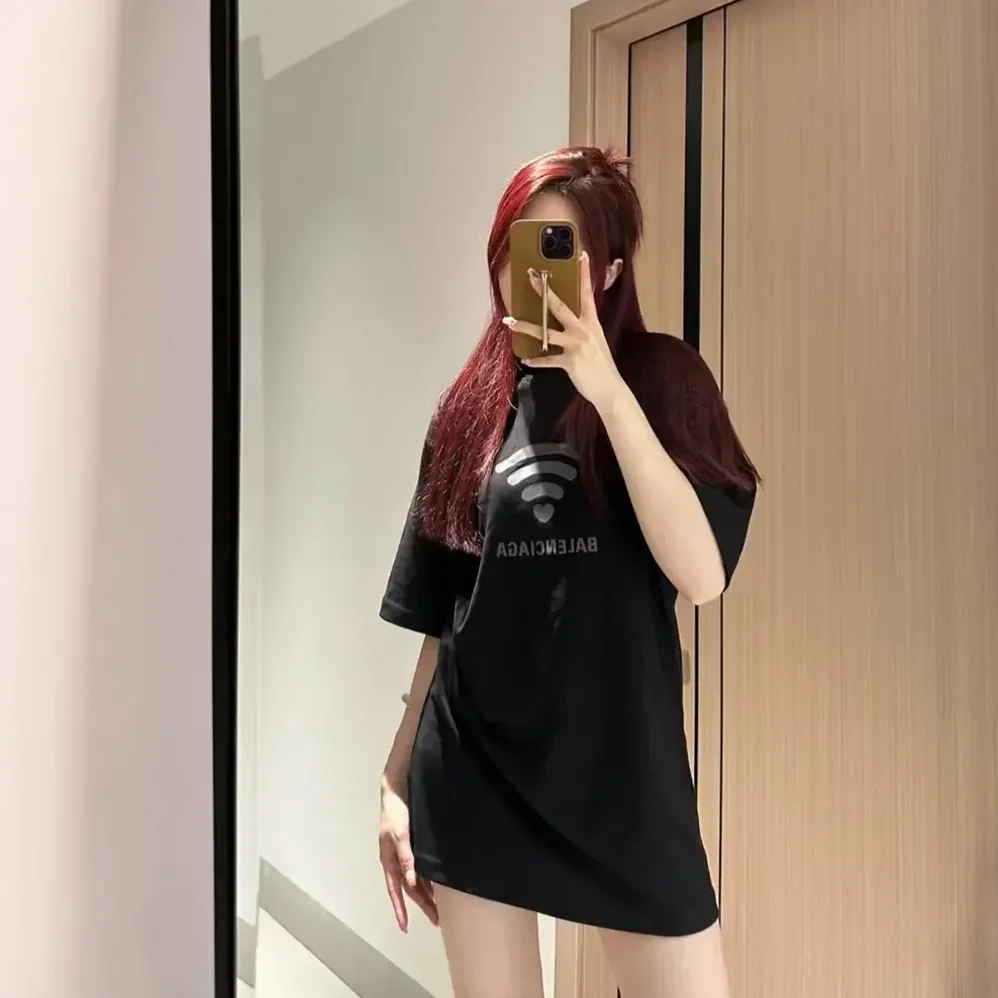 Balenciaga Lo_ve T-Shirt Medium Fit Black and Dark Grey Vintage Jersey for Women