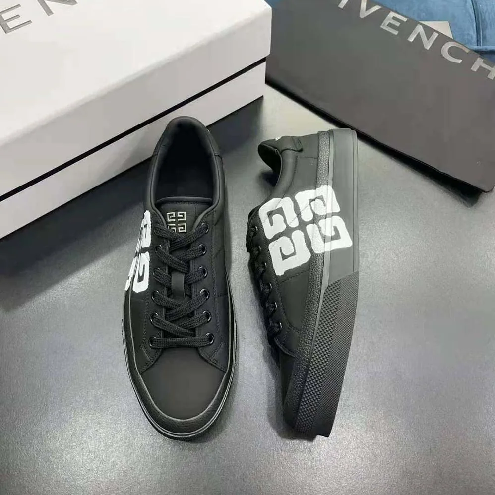 Givenchy Sneakers City Sport in 4g Print Leather for Men in Black
