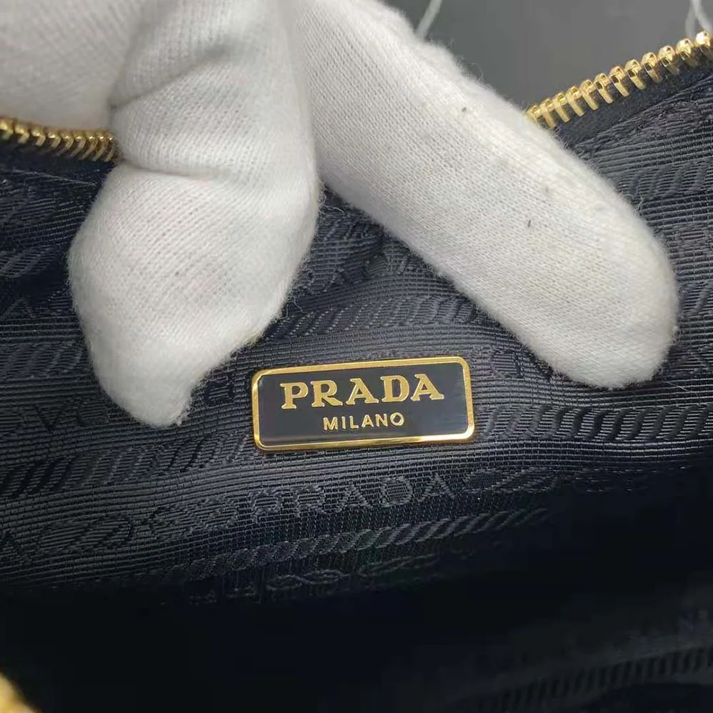 Prada Prada Re-Edition 2005 Saffiano Leather Bag for Women in Black