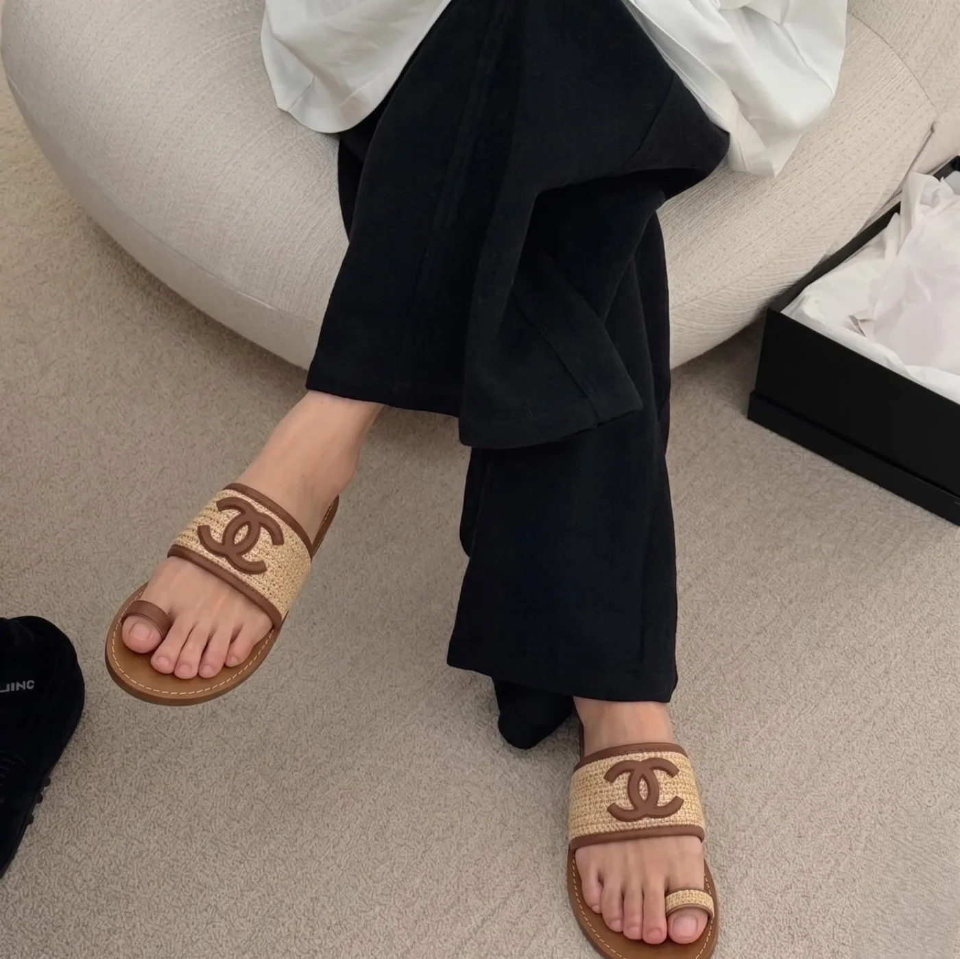Chanel Mules Beige/ Brown Raffia --U7241
