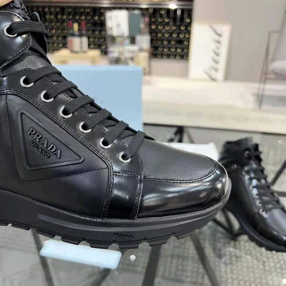 Prada PRAX 01 Re-Nylon and Brushed Leather Sneakers for Men Prada PRAX 01 Re-Nylon and Brushed Leather Sneakers for Men