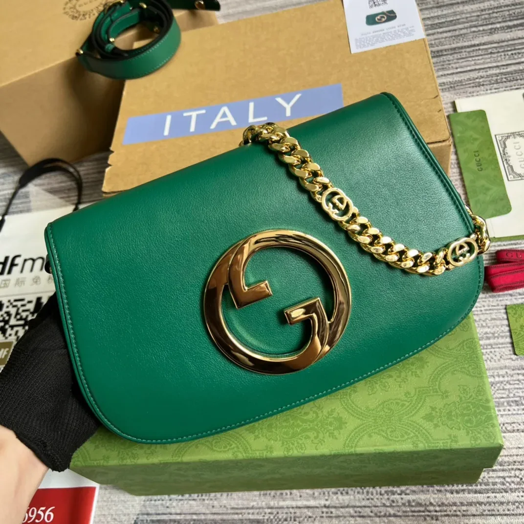 Gucci Blondie Medium Shoulder Bag in Green Gold Hardware