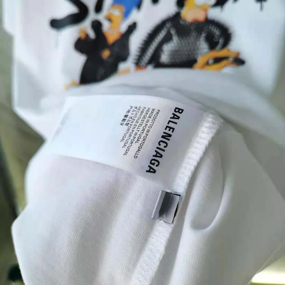 Balenciaga Simpsons Tm and 20th Television T for Men in shirt Oversized in White Balenciaga Simpsons Tm and 20th Television T for Men in shirt Oversized in White