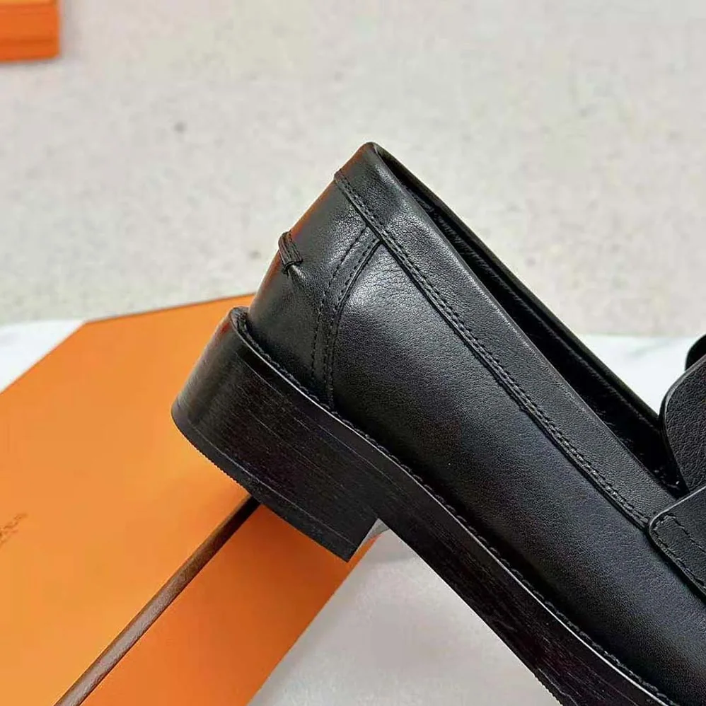 Hermes Hot Loafer in Calfskin for Men in Black Hermes Hot Loafer in Calfskin for Men in Black