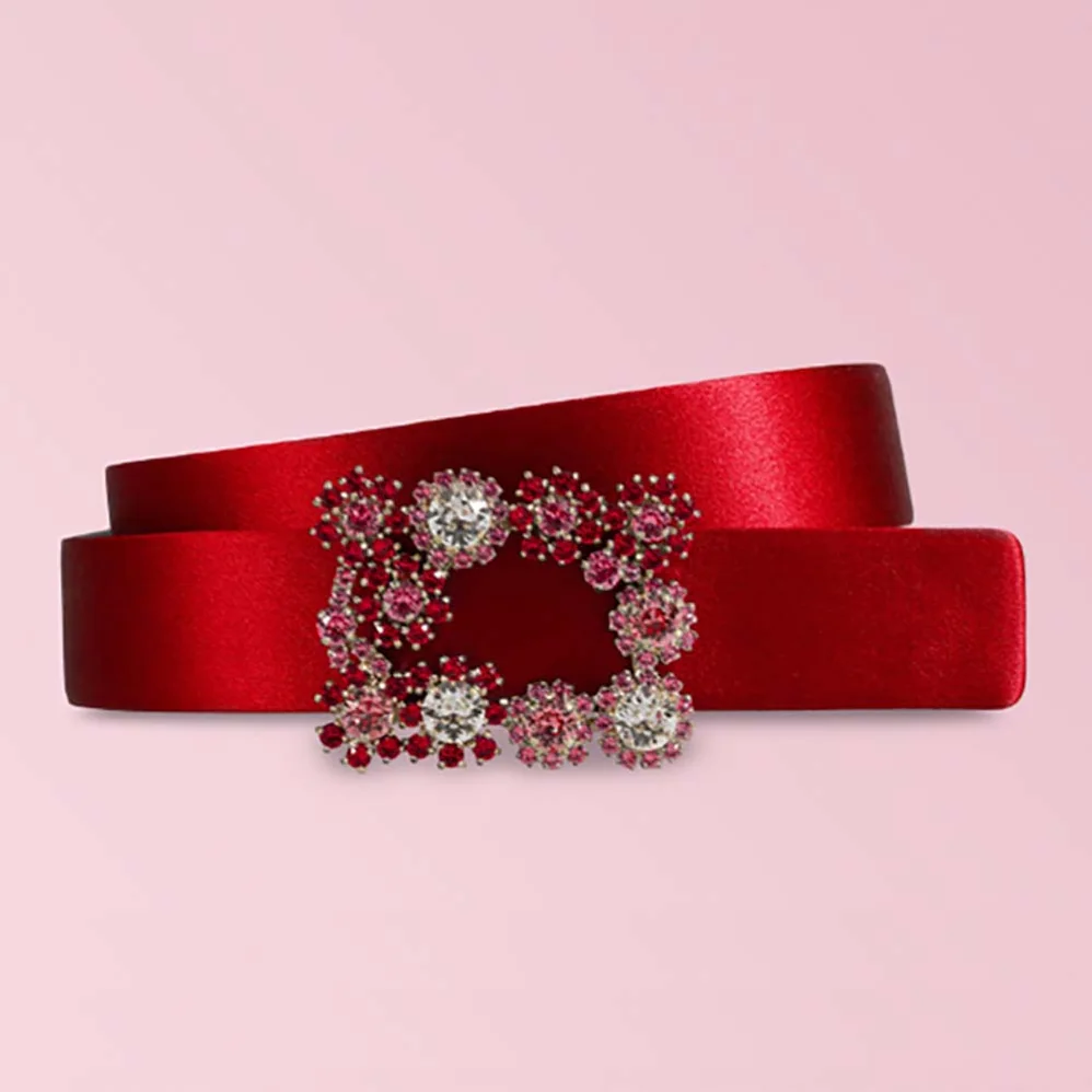 Roger Vivier Wome Flowers Belt in Silk Satin in Red