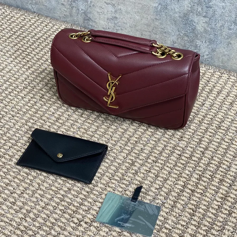 Saint Laurent YSL Loulou Small in Matelasse Lambskin for Women in Bordeaux
