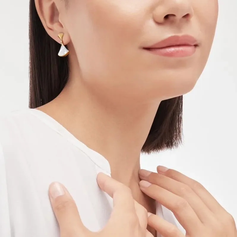 Bvlgari Divas Dream Earrings Yellow Gold