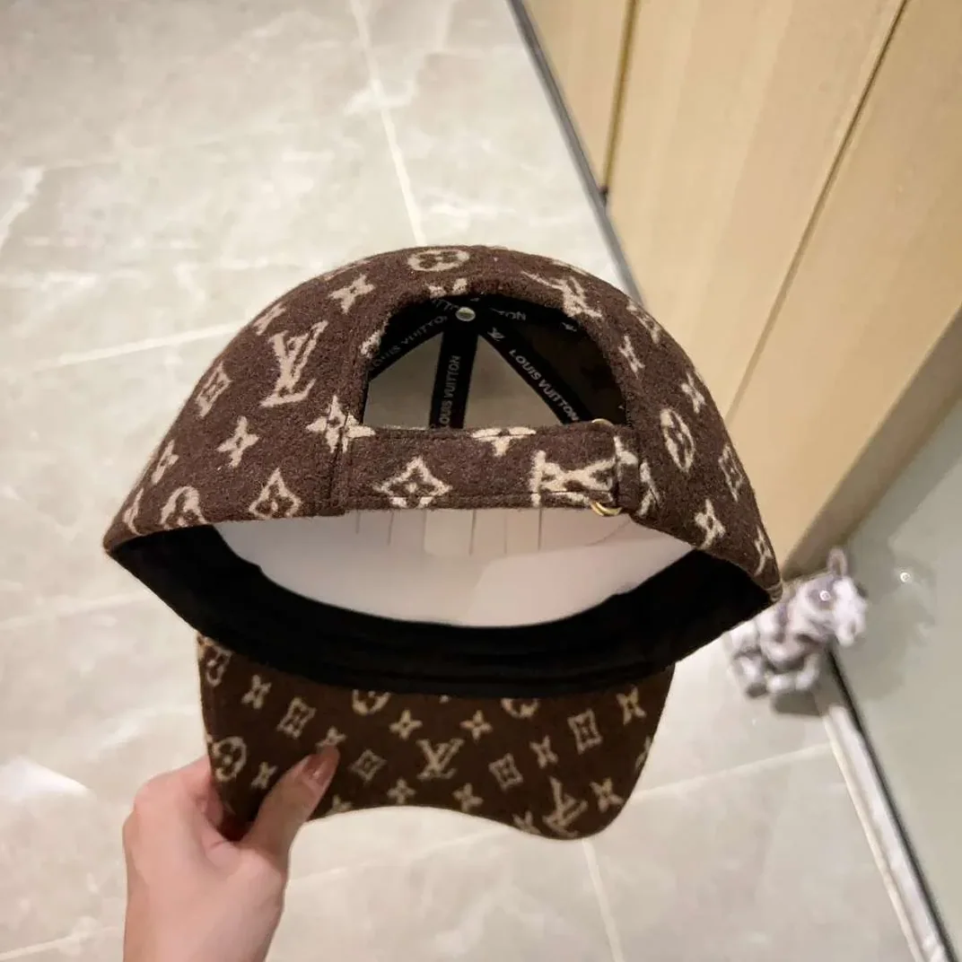 Louis Vuitton Monogram Pattern Cap Brown