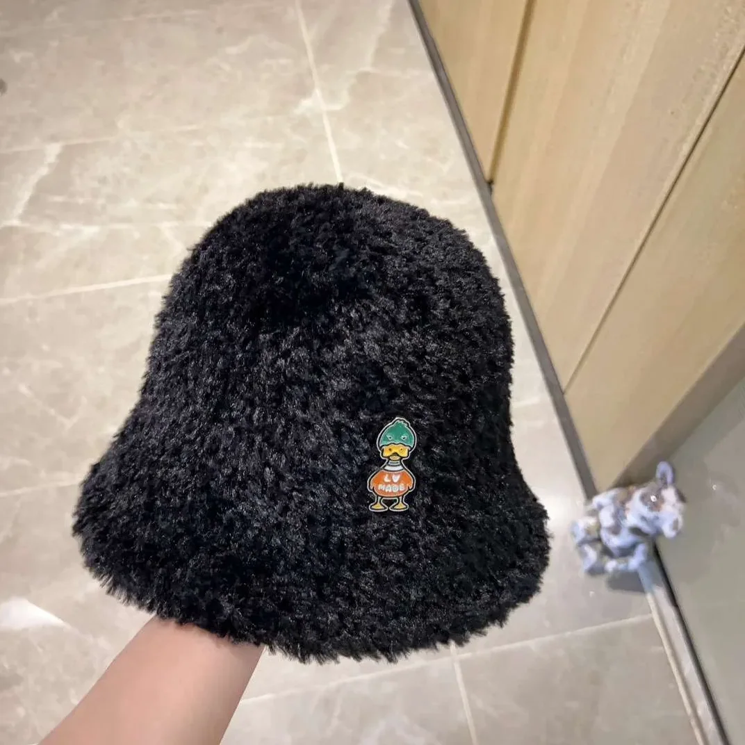 Louis Vuitton Duck Beanie LV Black