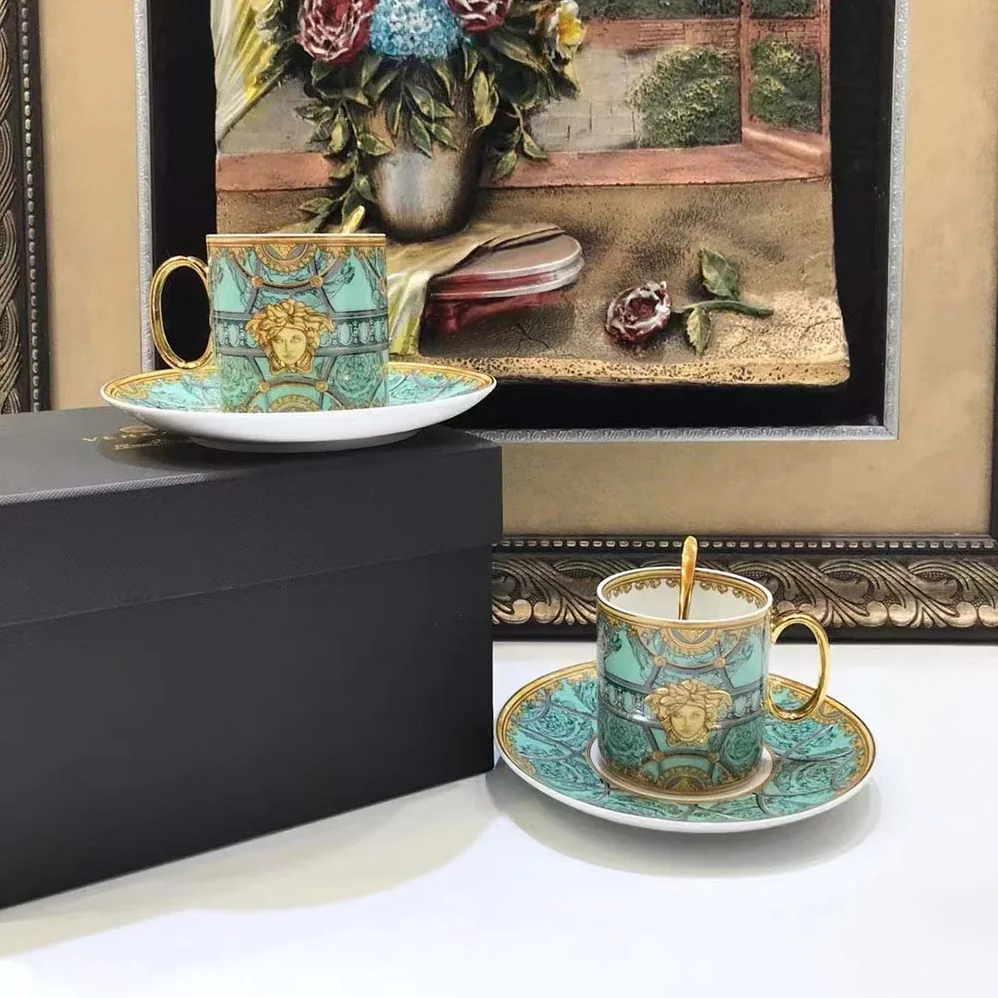 Versace Scala Del Palazzo Verde Mug for Unisex in Blue