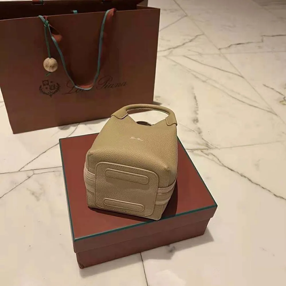 Loro Piana Micro Bale Bag in Calfskin Leather for Women in Beige Loro Piana Micro Bale Bag in Calfskin Leather for Women in Beige