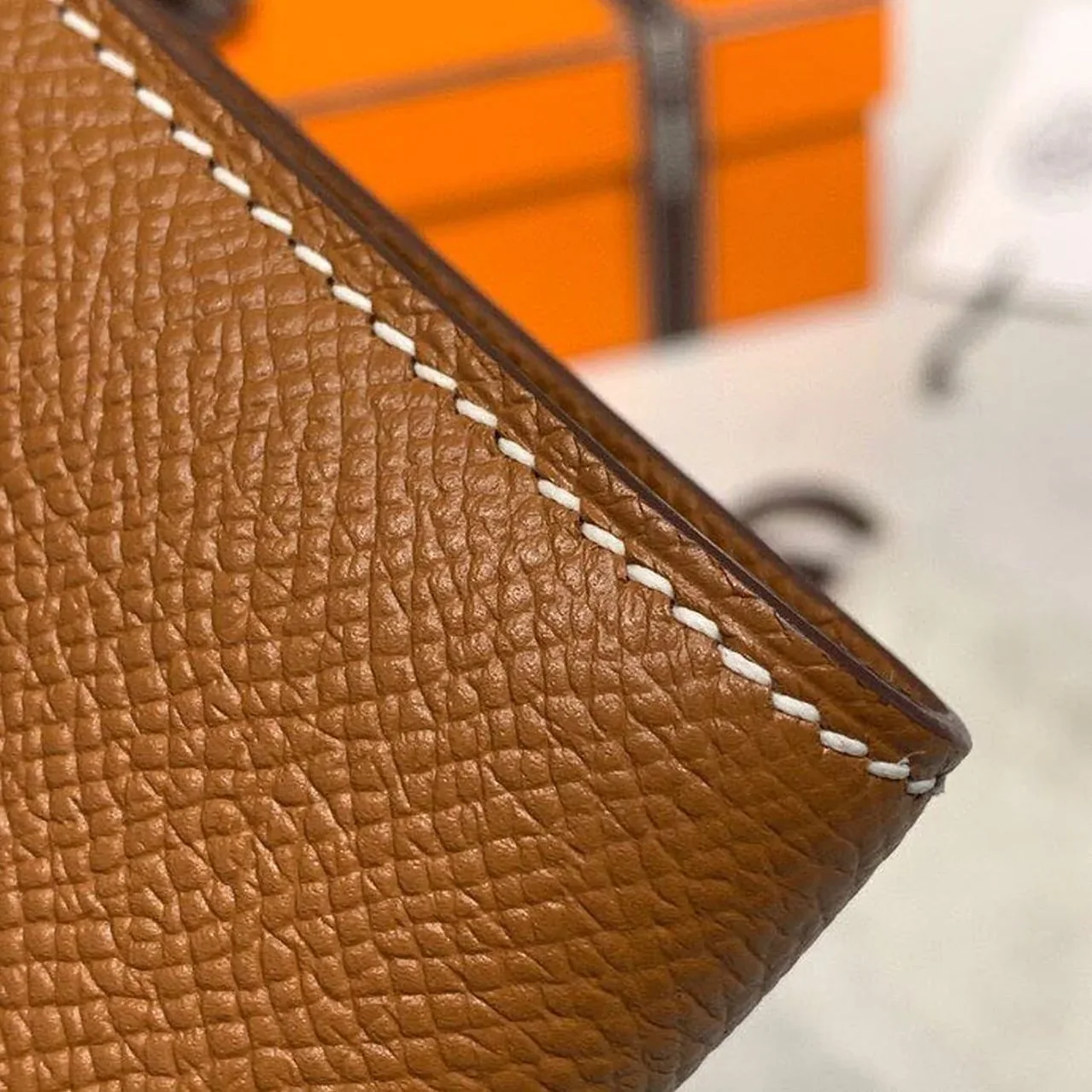 Hermes Kelly Wallet To Go Woc Brown With Gold Toned Hardware Bag / Hermes Kelly Wallet To Go Woc Brown With Gold Toned Hardware Bag /