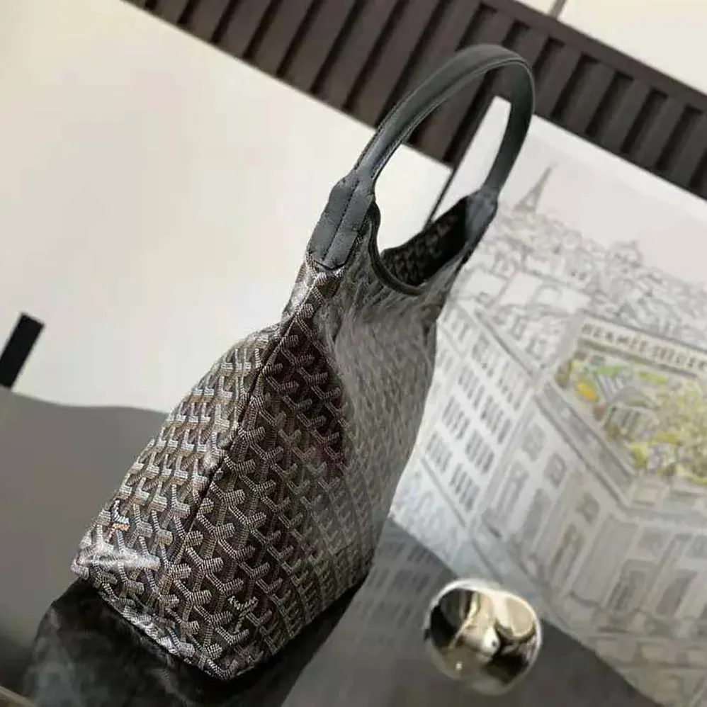 Goyard Bohème Hobo Bag for Unisex in Black