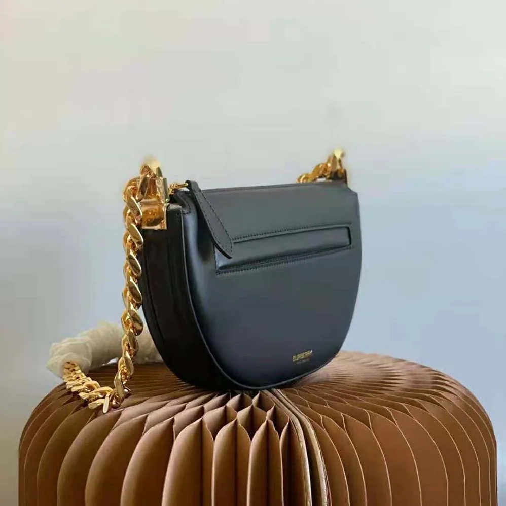 Burberry Mini Leather Zip Olympia Bag for Women in Black Burberry Mini Leather Zip Olympia Bag for Women in Black