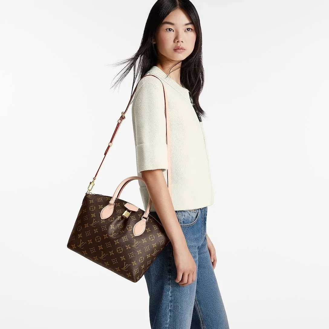 Louis Vuitton Boétie PM Monogram Canvas / Louis Vuitton Boétie PM Monogram Canvas /