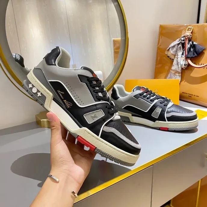 Louis Vuitton Trainer Sneaker Black in Grey Virgil Abloh Louis Vuitton Trainer Sneaker Black in Grey Virgil Abloh
