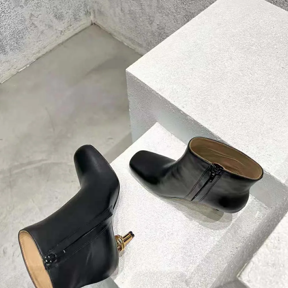 Bottega Veneta Knot Ankle Boot for Women in Black