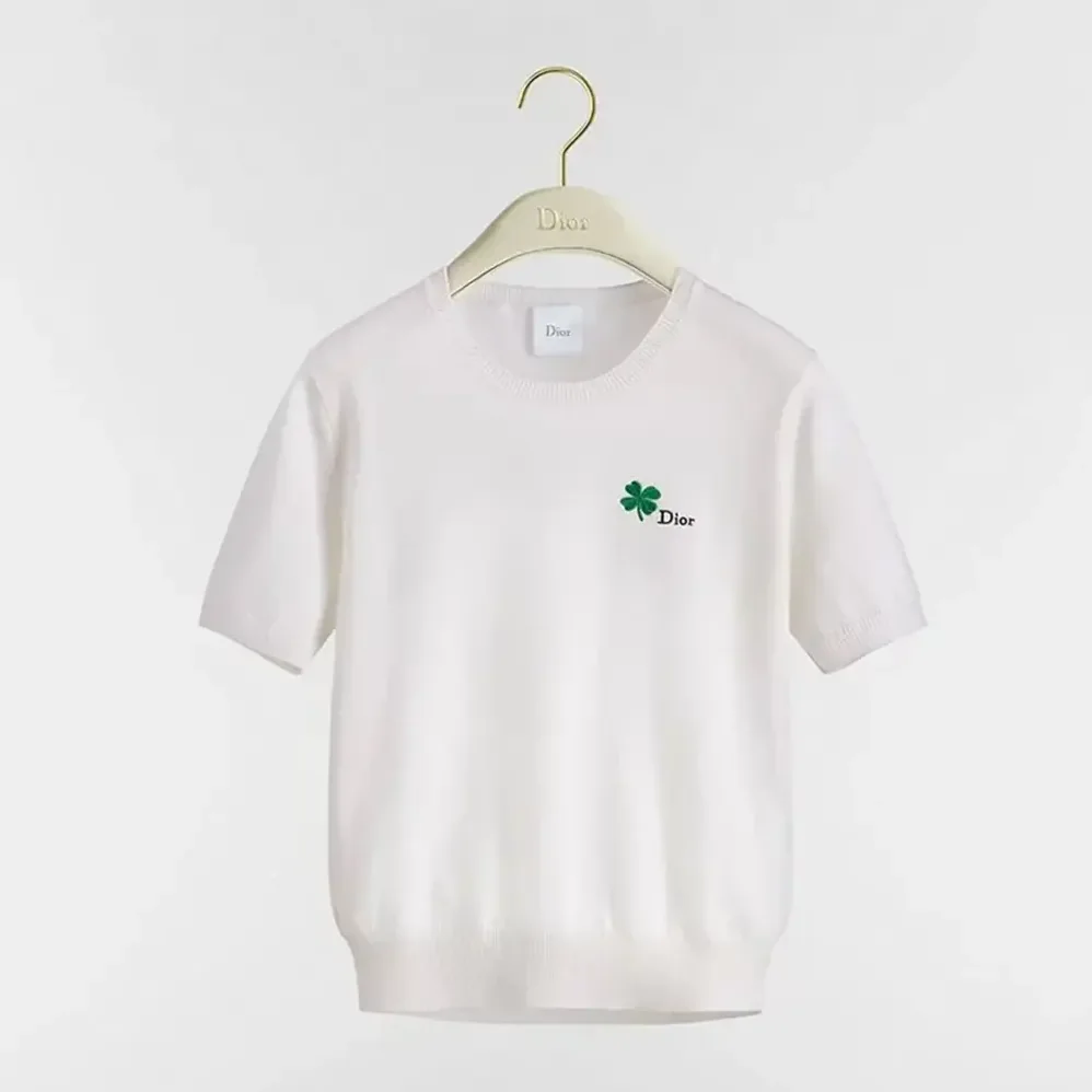Dior Short-Sleeved Fitted Sweater White Wool Knit with Green and Black Dior Clover Signature for Women Dior Short-Sleeved Fitted Sweater White Wool Knit with Green and Black Dior Clover Signature for Women