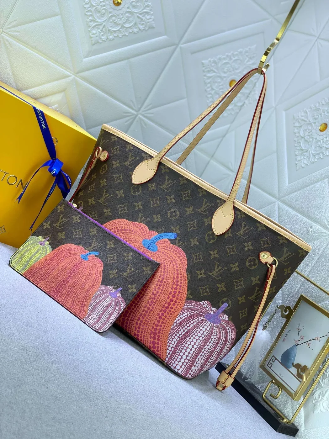 Louis Vuitton LV x YK Neverfull MM Tote Bag in Brown Monogram Gold Hardware Louis Vuitton LV x YK Neverfull MM Tote Bag in Brown Monogram Gold Hardware