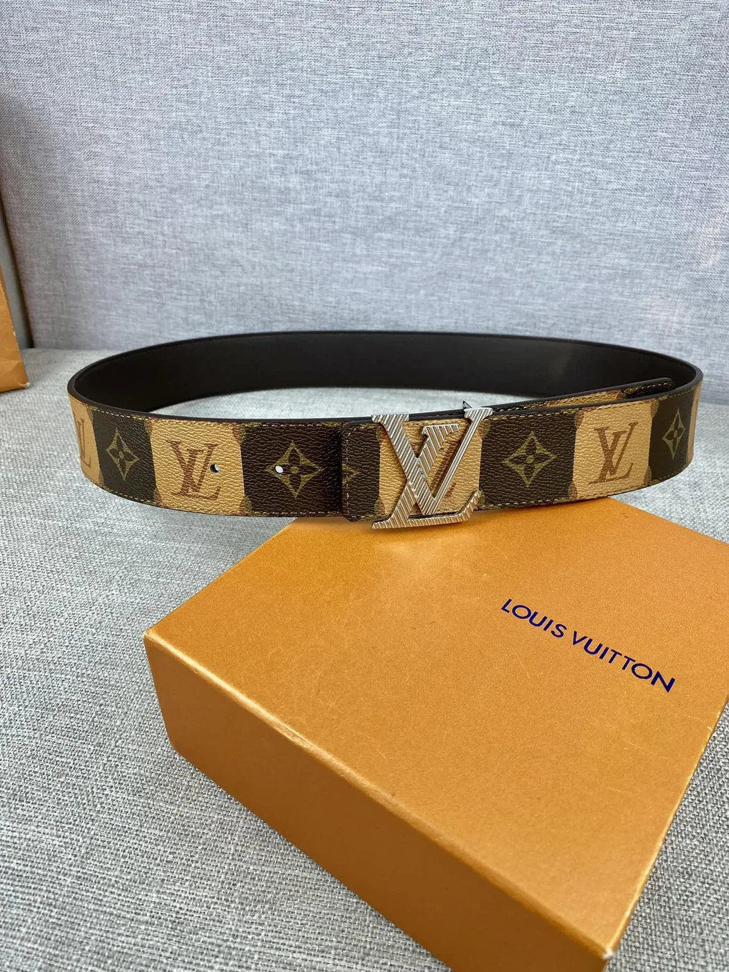 Louis Vuitton Iconic Reversible LV Belt Brown LV for Women Louis Vuitton Iconic Reversible LV Belt Brown LV for Women