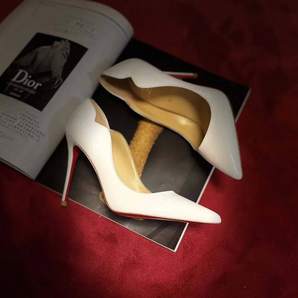 Christian Louboutin Hot Chick 100 mm Pumps Patent Calf Leather White for Women Christian Louboutin Hot Chick 100 mm Pumps Patent Calf Leather White for Women