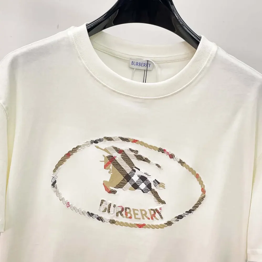 Burberry Check Knight Stamp Cotton T-shirt for Women in White Burberry Check Knight Stamp Cotton T-shirt for Women in White
