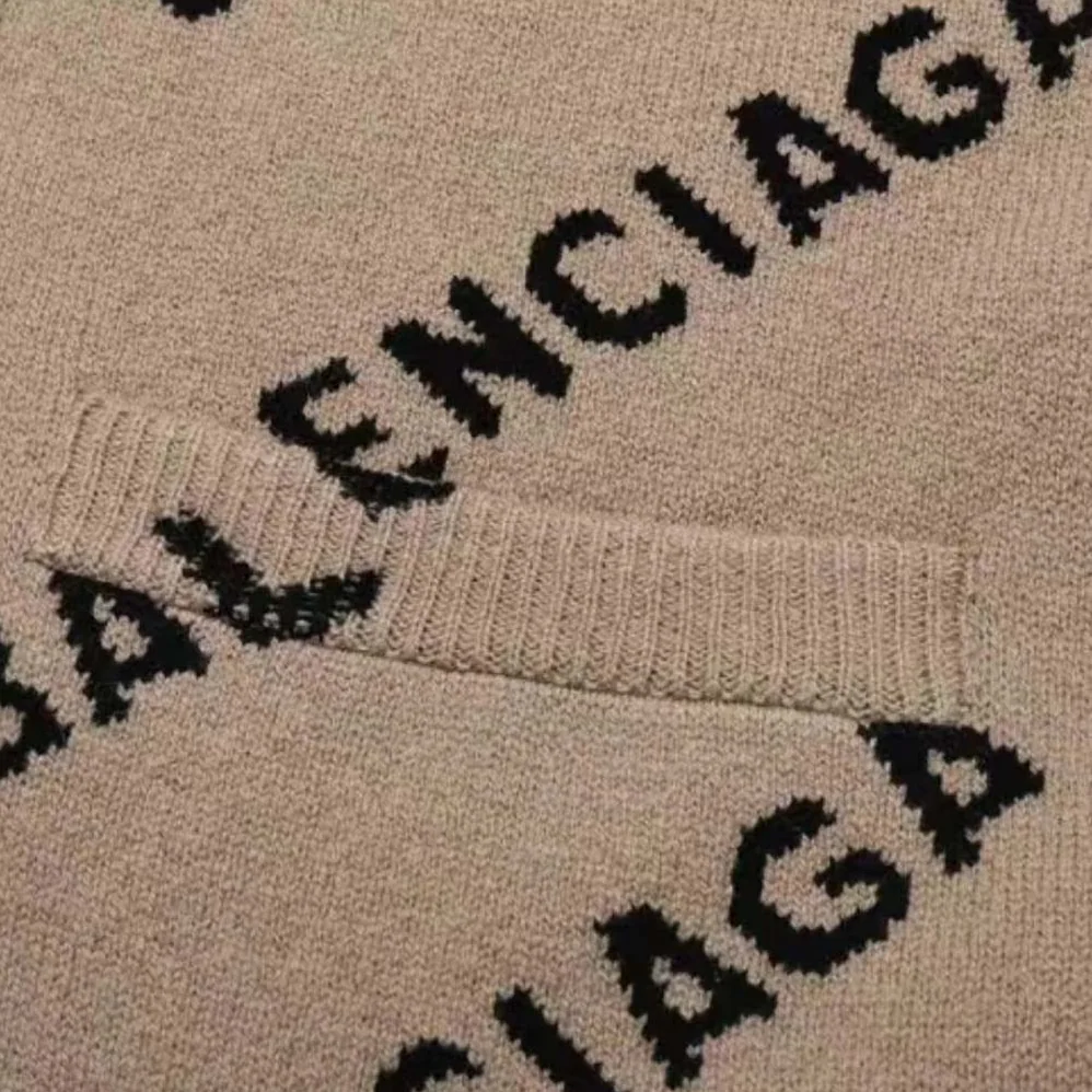 Balenciaga Mini Allover Logo Cardigan in Beige and Black Cotton Knit for Women Balenciaga Mini Allover Logo Cardigan in Beige and Black Cotton Knit for Women