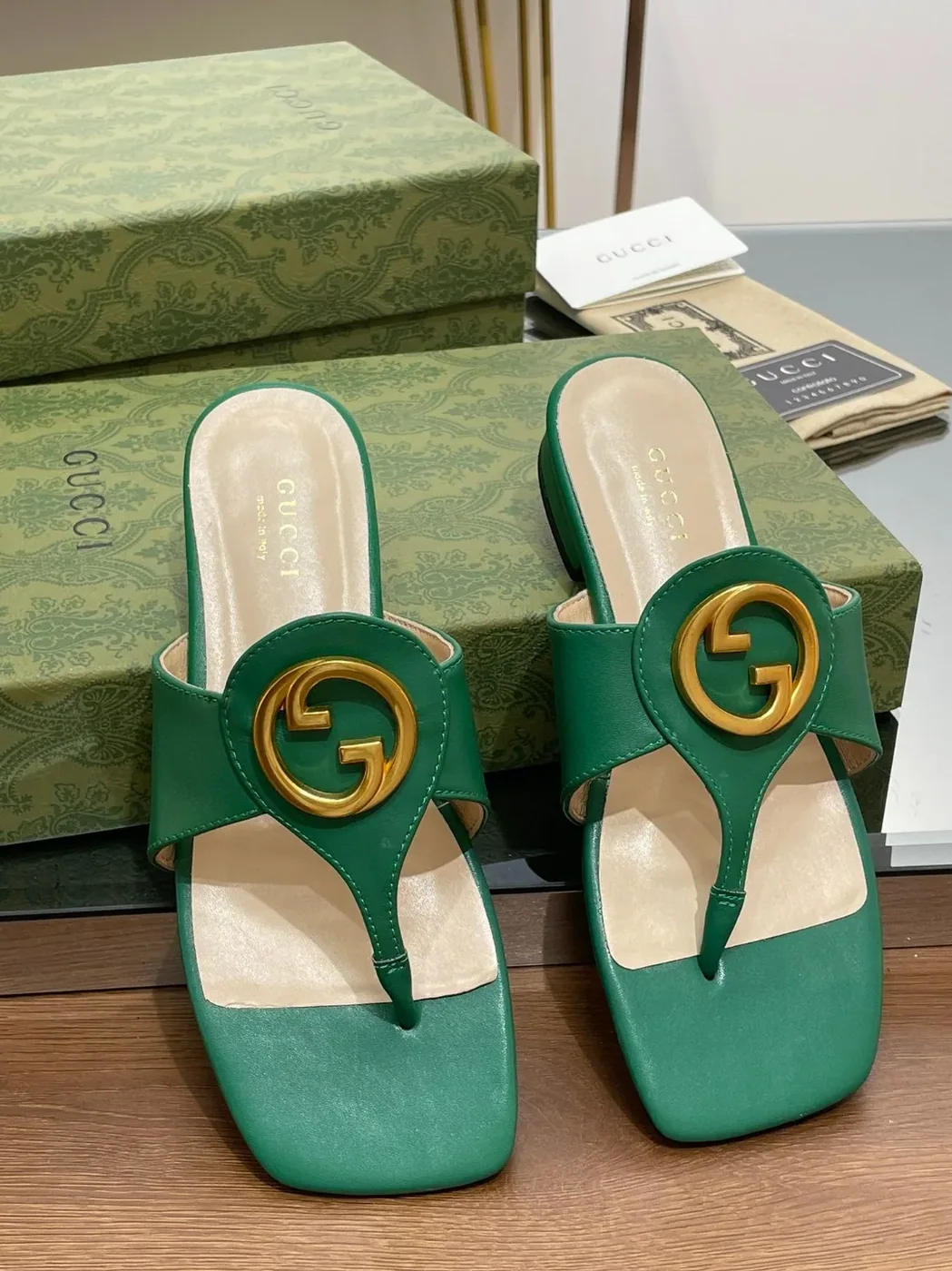 Gucci Blondie Thong Sandal Brown Gucci Blondie Thong Sandal Brown