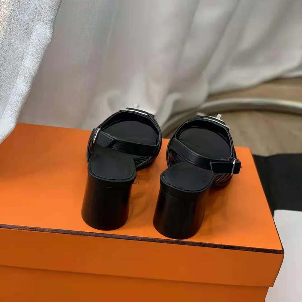 Hermes Eve 60 Sandal in Calfskin Leather for Women in Black Hermes Eve 60 Sandal in Calfskin Leather for Women in Black