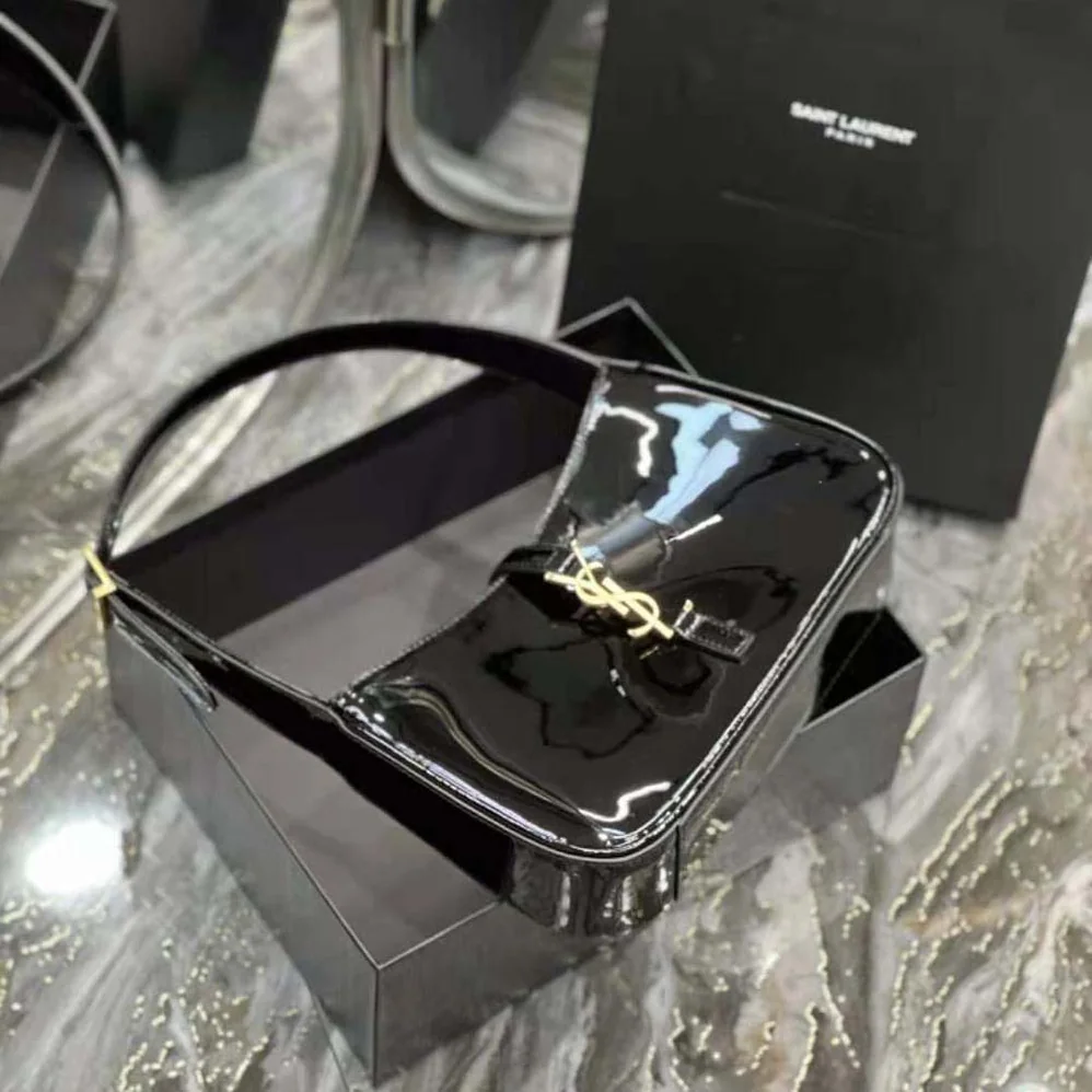 Saint Laurent YSL Le 5 A 7 Hobo Bag in Patent Leather for Women in Black Saint Laurent YSL Le 5 A 7 Hobo Bag in Patent Leather for Women in Black