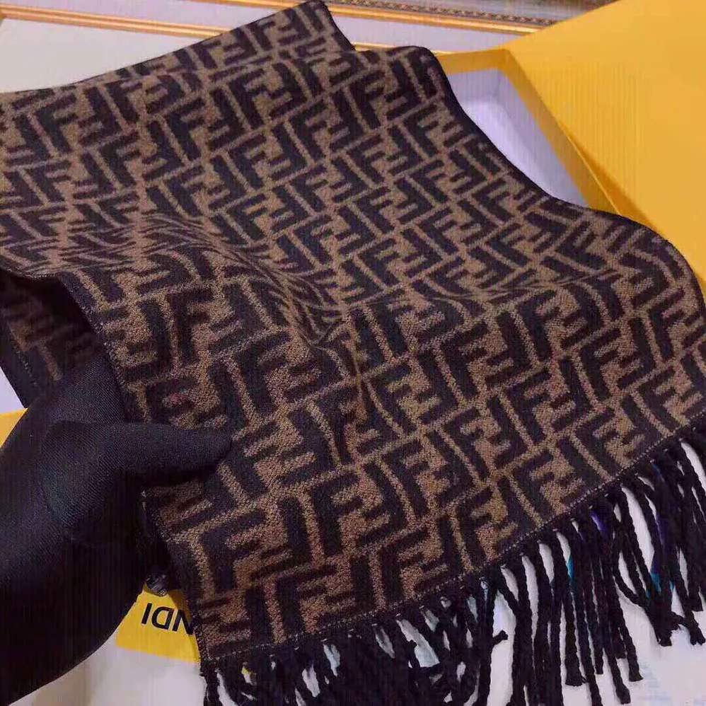 Fendi Brown Wool Scarf with Fringing for Women