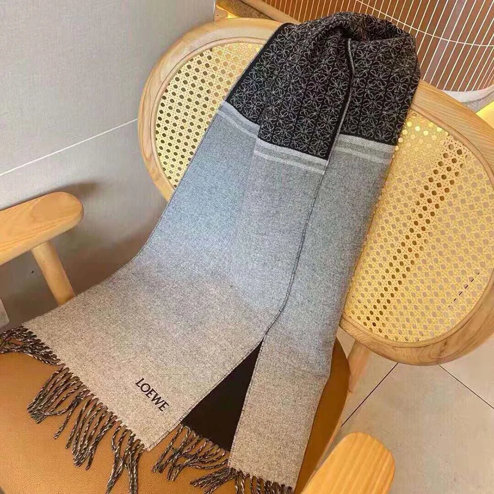 Loewe Scarf in Wool and Cashmere for Unisex in Black