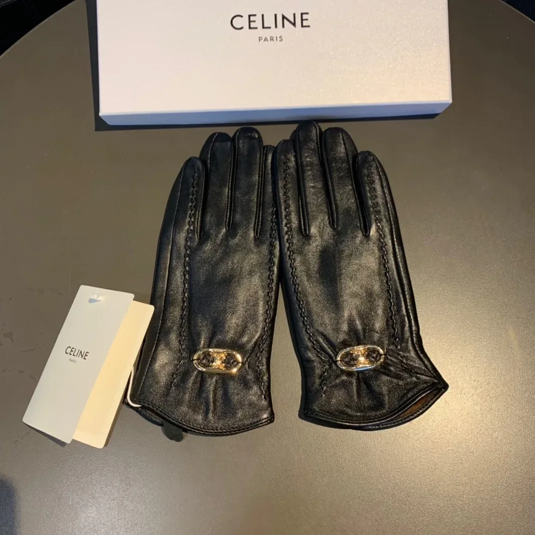 Celine Triomphe Gloves In Black Celine Triomphe Gloves In Black