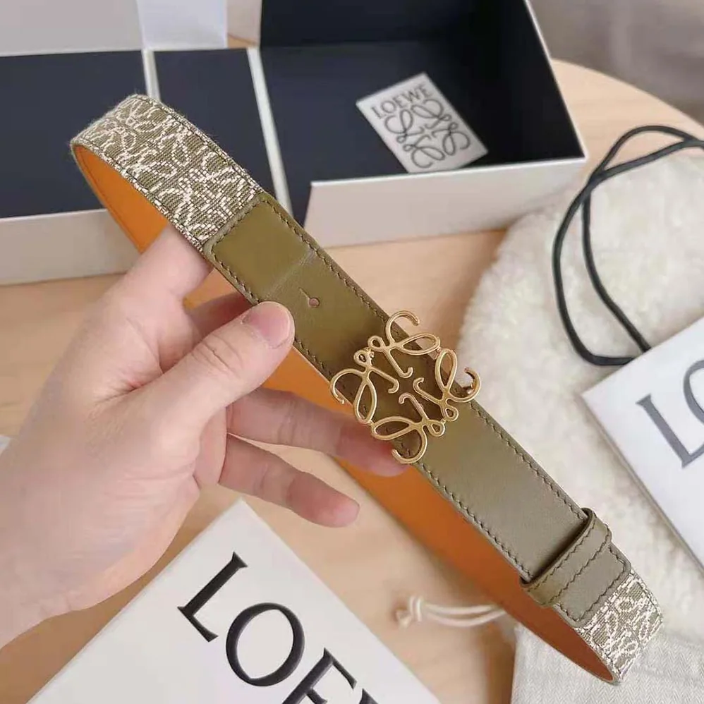Loewe Anagram Belt in Jacquard and Calfskin for Women in Green Loewe Anagram Belt in Jacquard and Calfskin for Women in Green