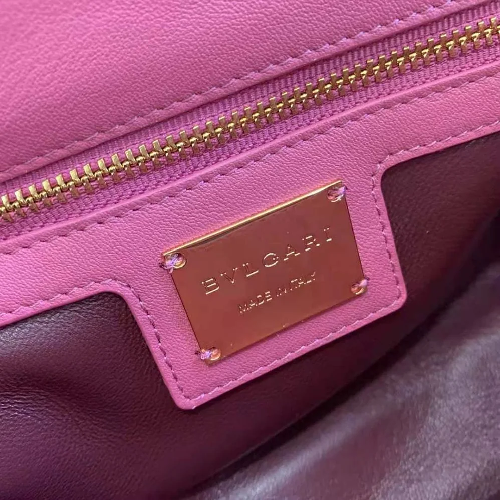 Bvlgari Serpenti Cabochon Crossbody Bag for Women in Pink Bvlgari Serpenti Cabochon Crossbody Bag for Women in Pink