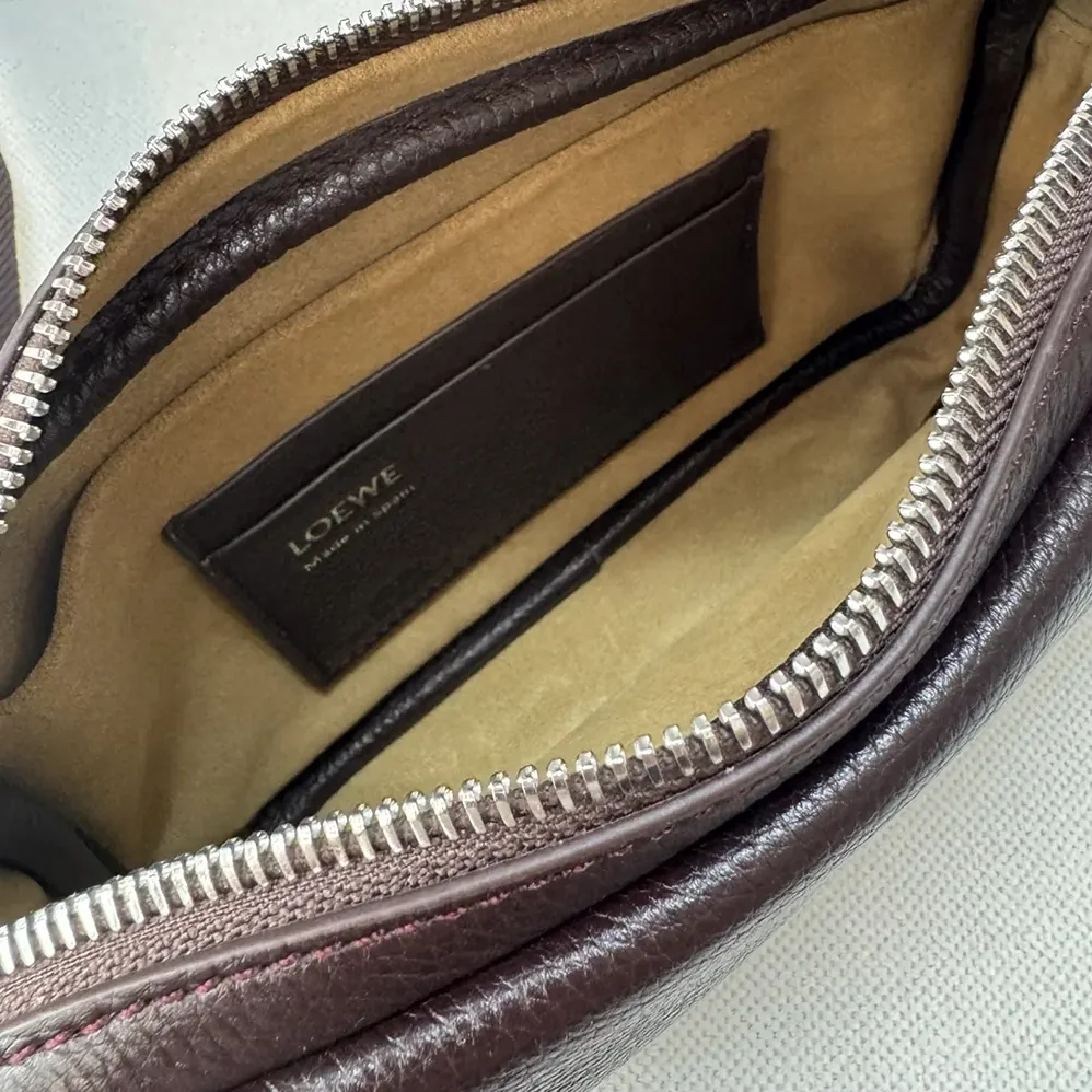 Loewe Small Pebble Messenger Bag in Supple Grained Calfskin for Unisex in Burgundy Loewe Small Pebble Messenger Bag in Supple Grained Calfskin for Unisex in Burgundy