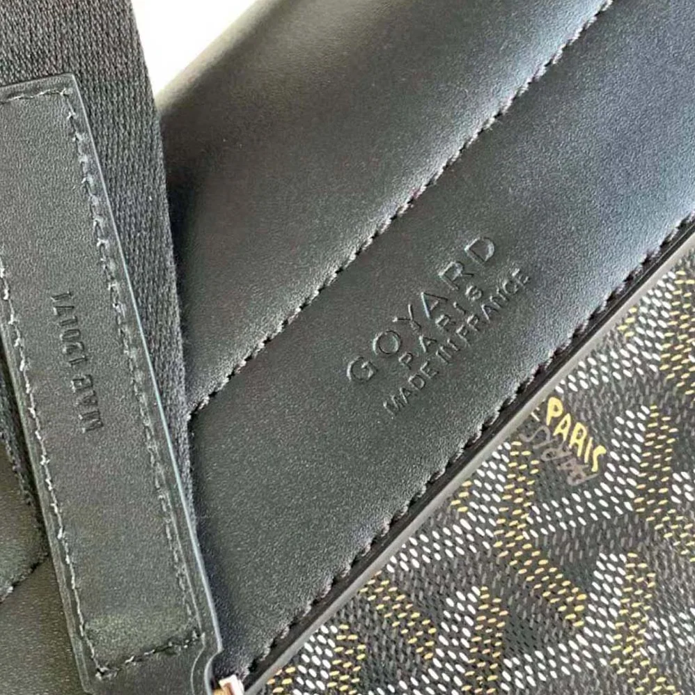 Goyard Citadin PM Messenger Bag for Women in Black Goyard Citadin PM Messenger Bag for Women in Black