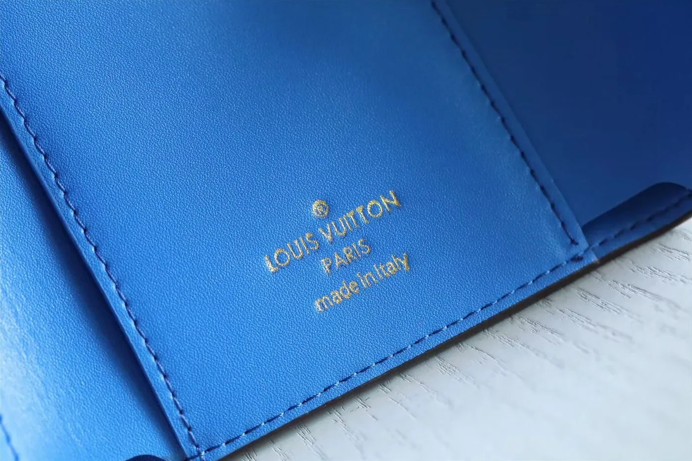 Louis Vuitton Pont 9 Compact Wallet Caramel Brown Louis Vuitton Pont 9 Compact Wallet Caramel Brown