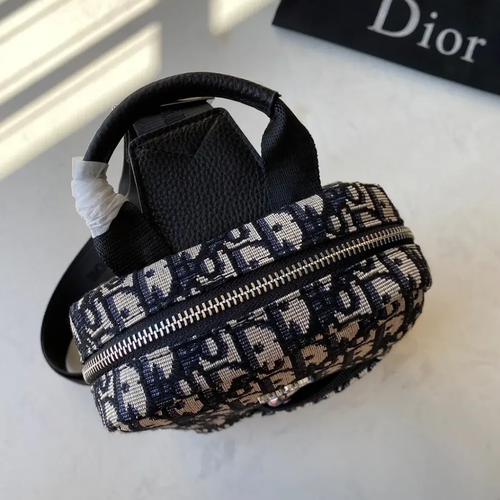 Dior Sling Bag Black and Beige Dior Oblique Jacquard for Men Dior Sling Bag Black and Beige Dior Oblique Jacquard for Men