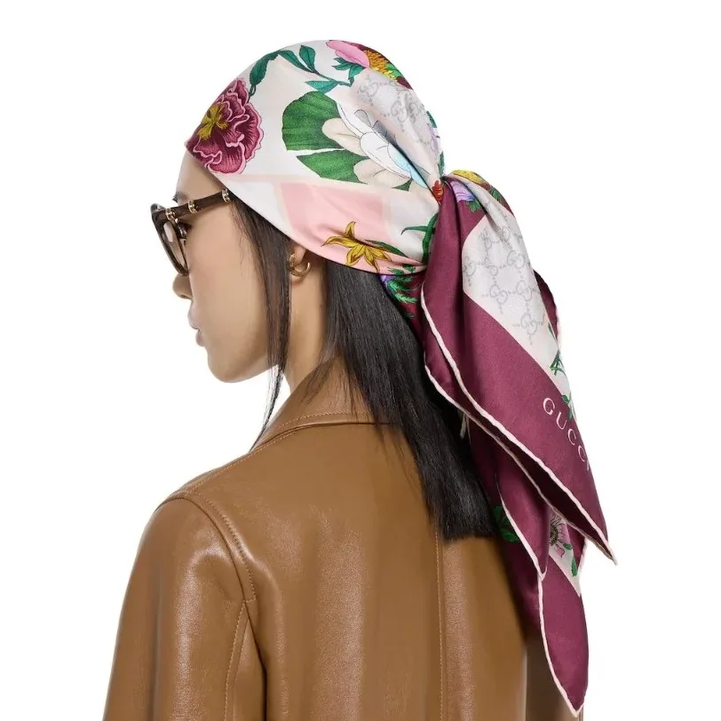 Gucci Printed Silk Twill Carre Scarf Bordeaux
