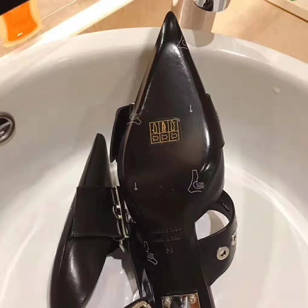 Balenciaga Belt 40mm Mule Pumps in Black Shiny Leather for Women