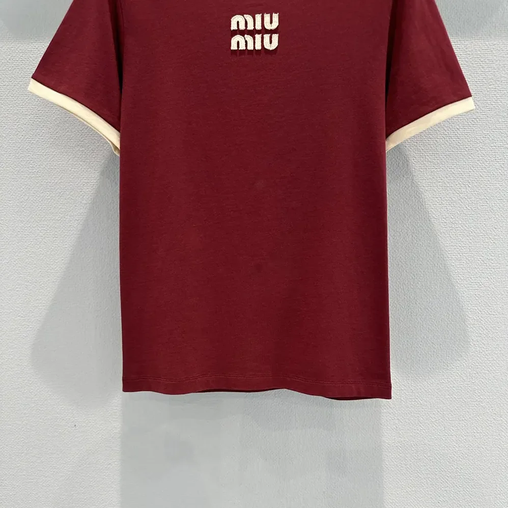 Miu Miu Wool and Cashmere Cardigan for Women in Red Miu Miu Wool and Cashmere Cardigan for Women in Red