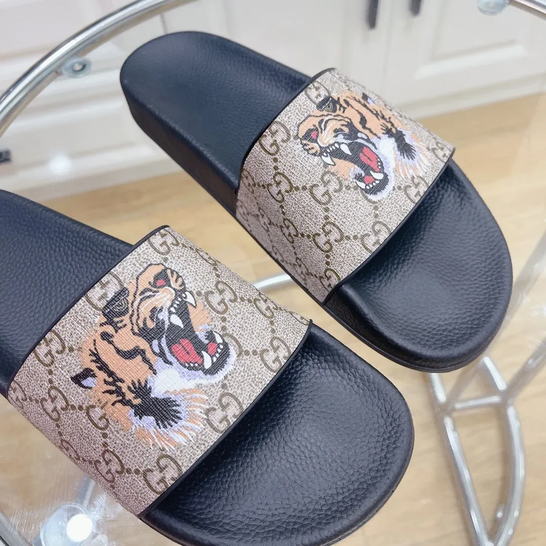 Gucci Gucci Supreme Slides With Tiger Black And Gray for Men