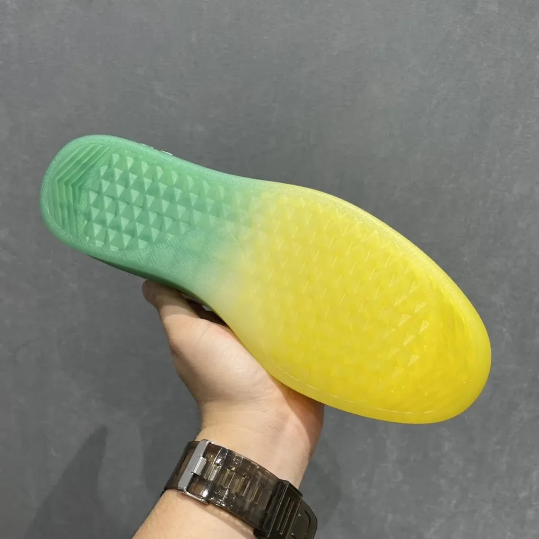 Louis Vuitton Luxembourg Samothrace Sneaker Yellow LV 1A9G2C