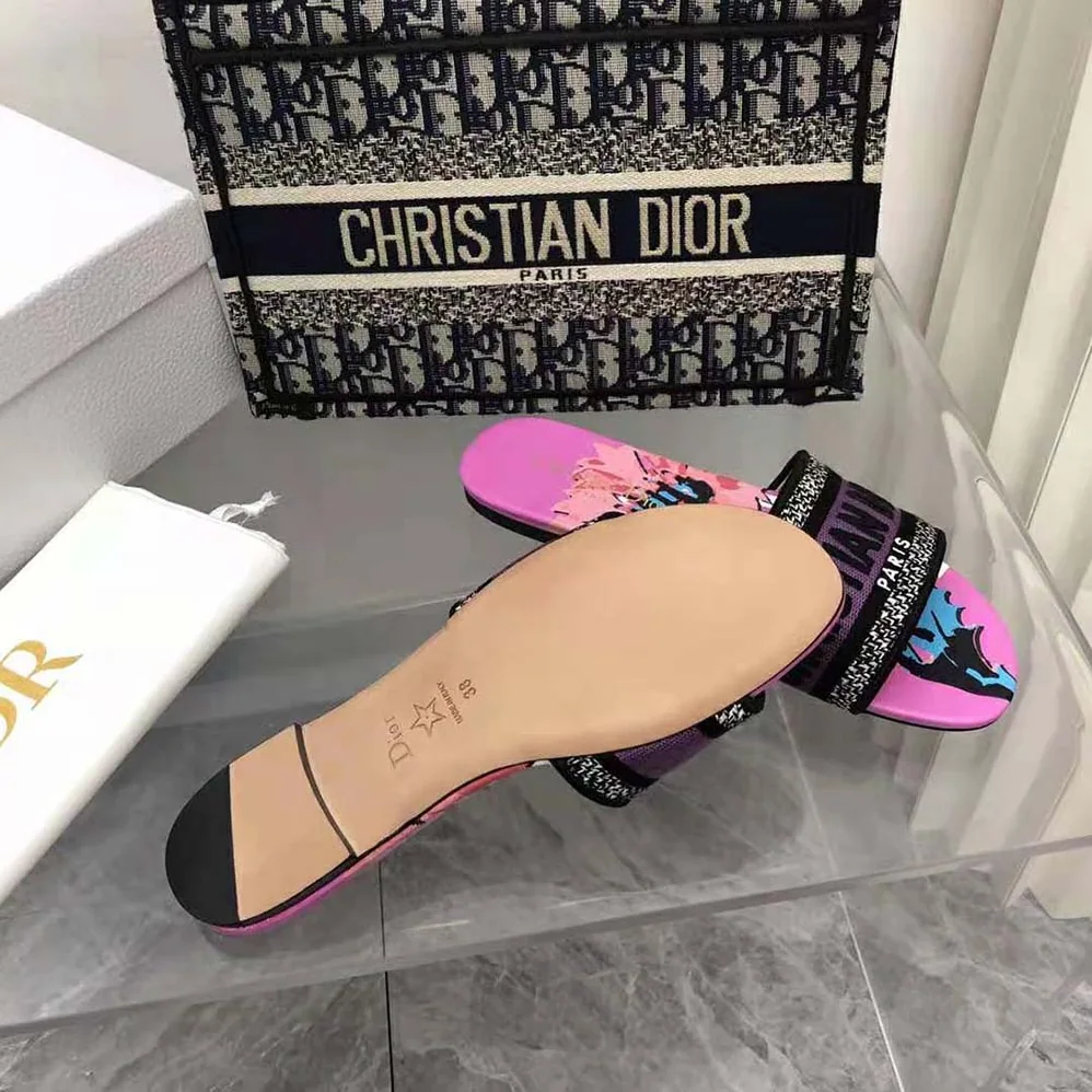 Dior Dway Slide Purple Multicolor D for Women in Flower Pop Cotton Embroidery Dior Dway Slide Purple Multicolor D for Women in Flower Pop Cotton Embroidery